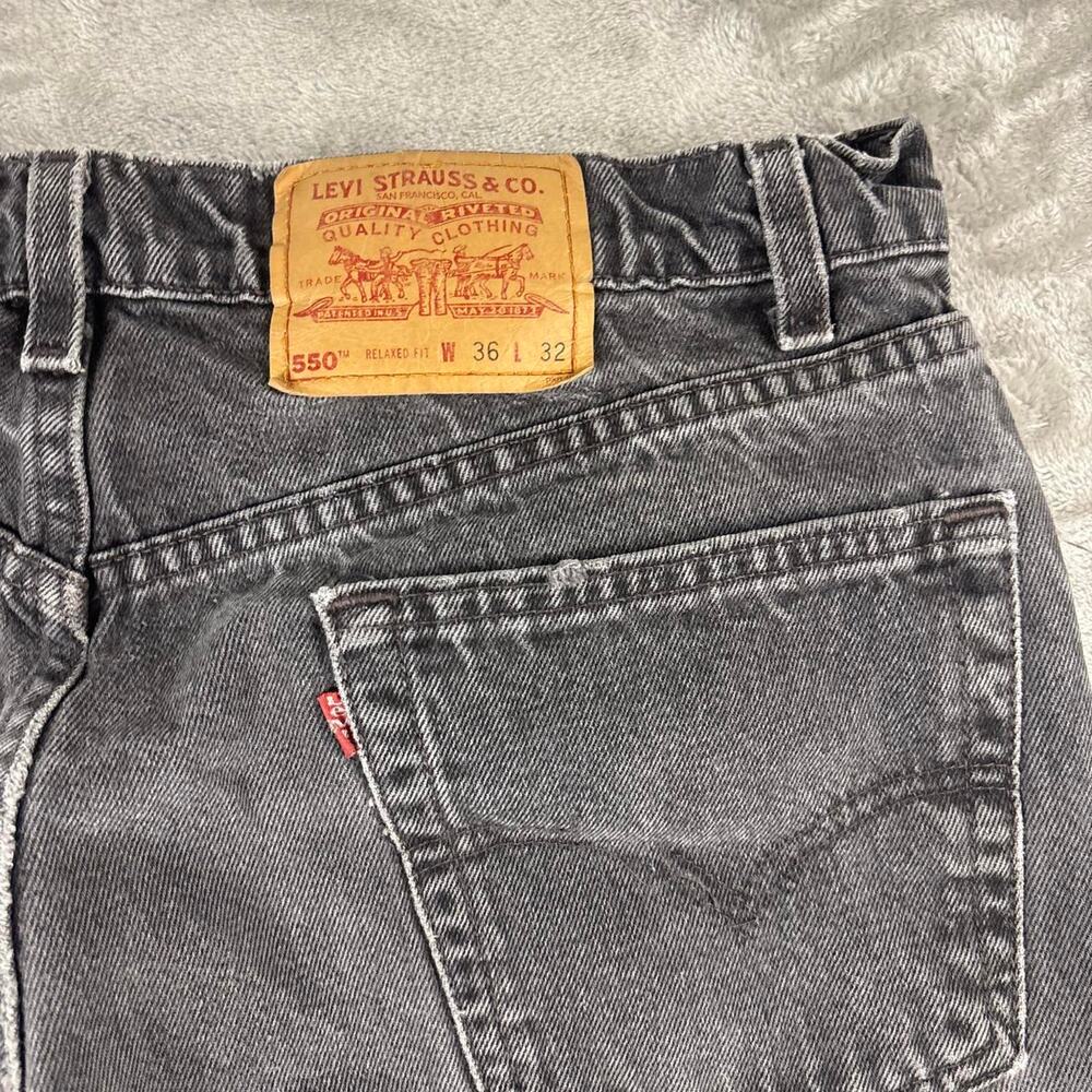 VTG 97 Levi’s 550 Relaxed Fit Jeans Men’s 36x32 {32x31.5} Faded Black Distressed - Picture 5 of 7